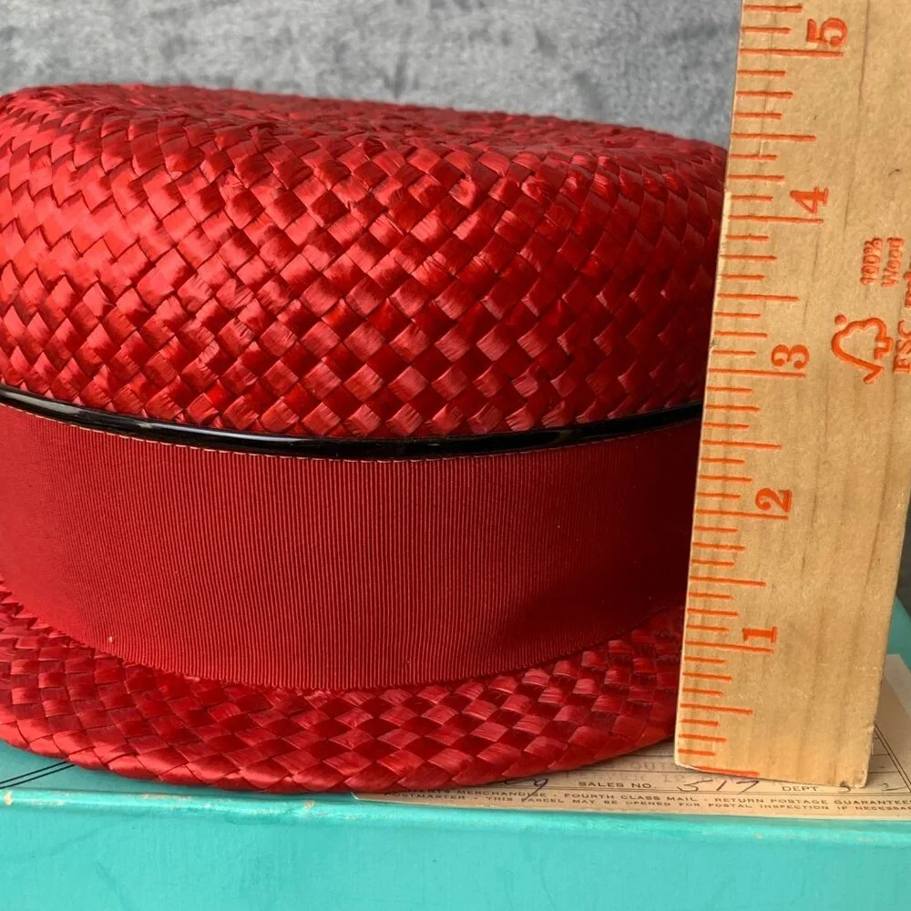 Vintage Neusteters Denver Red Straw Hat With Box size 22 Net lining w/Box Nice!